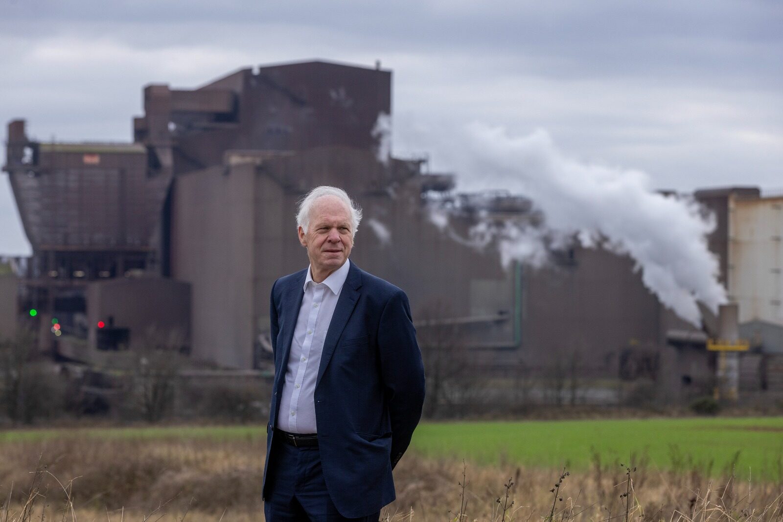 Nic Dakin MP outside British Steel in Scunthorpe 